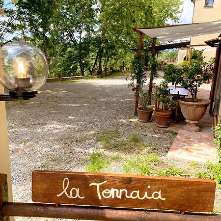 Appartamento La Tonnaia Lari Esterno foto